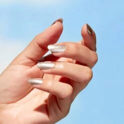 OPI Vernis à Ongles Nature Strong Glowing Places / 15ml -Beauté Elly Boutique vernis nature strong nat038 glowing places 2